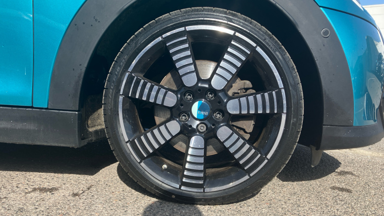 MINI Convertible 2.0 Cooper S Seaside Edition 2dr Auto Petrol Convertible